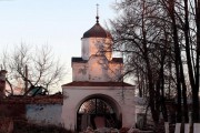 Благовещенский женский монастырь. Неизвестная надвратная церковь