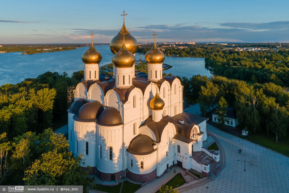 Успенский собор Ярославль старый