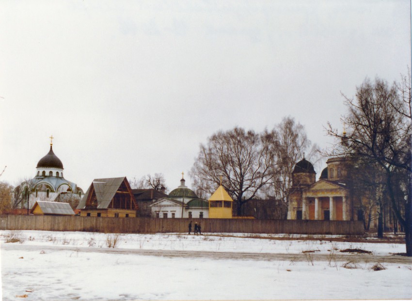 Тверь. Христорождественский монастырь. общий вид в ландшафте