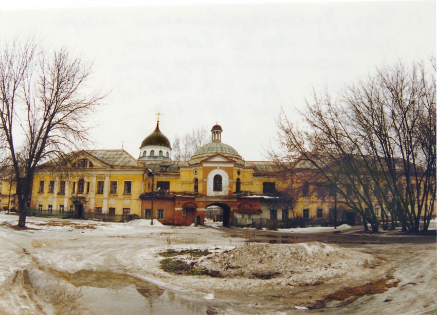 Христорождественский монастырь, Тверь (Тверь, город, Тверская область). общий вид в ландшафте