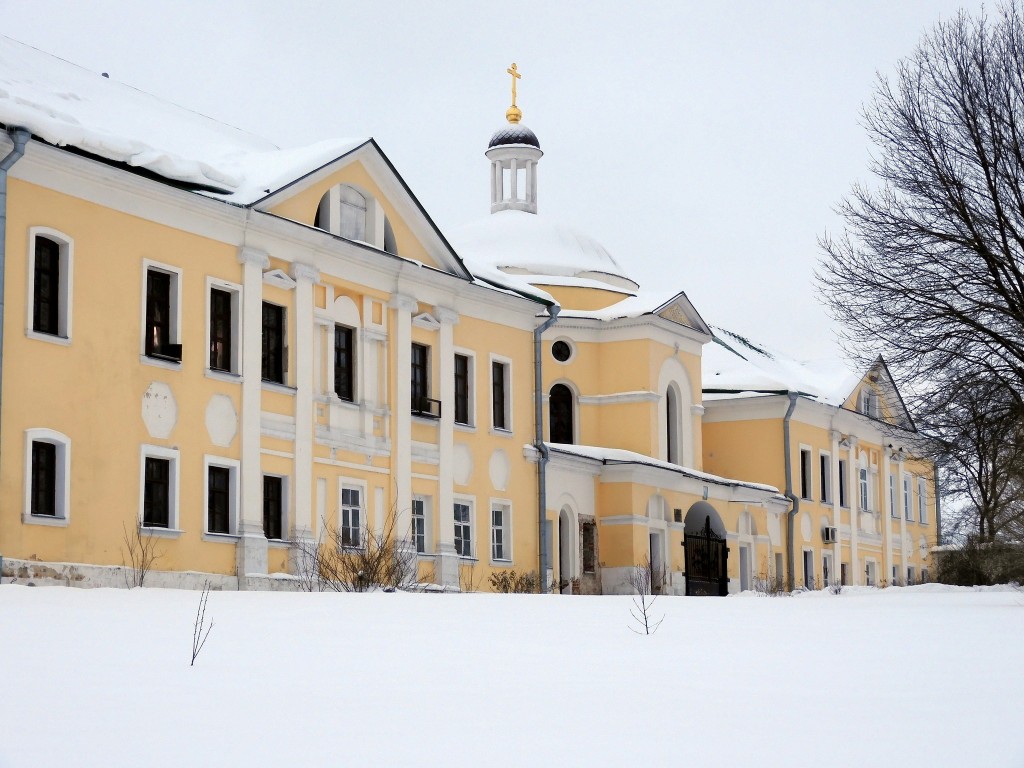 Тверь. Христорождественский монастырь. фасады