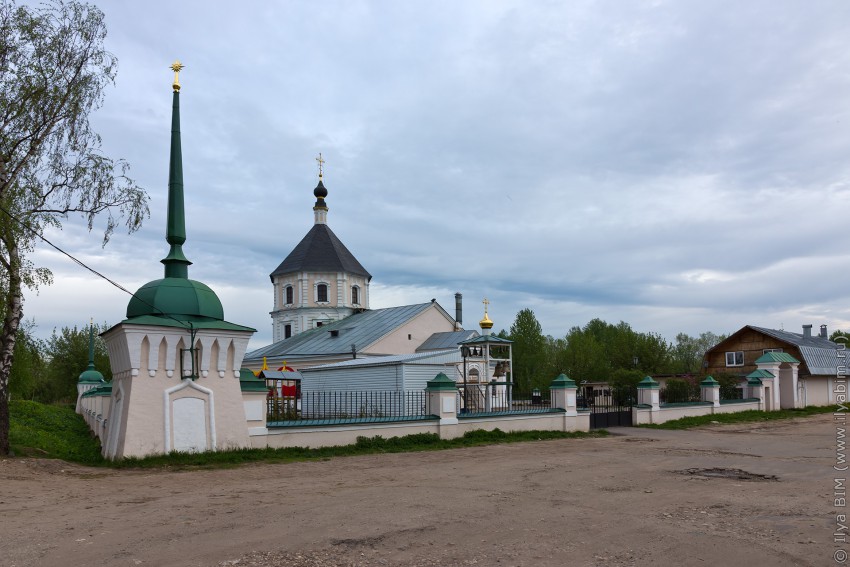 Тверь. Церковь Покрова Пресвятой Богородицы. общий вид в ландшафте