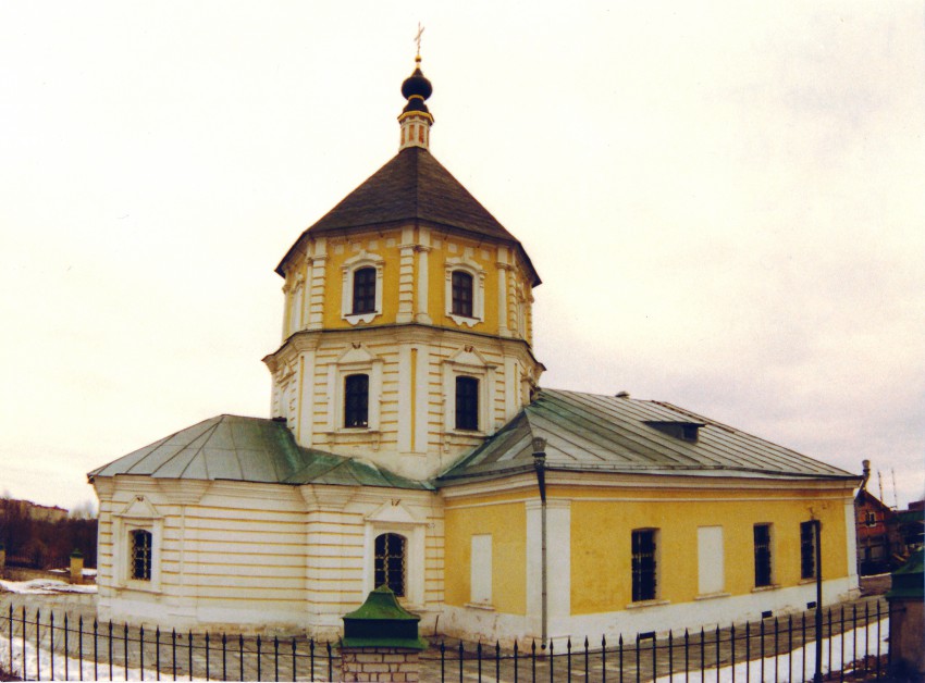 Тверь. Церковь Покрова Пресвятой Богородицы. фасады