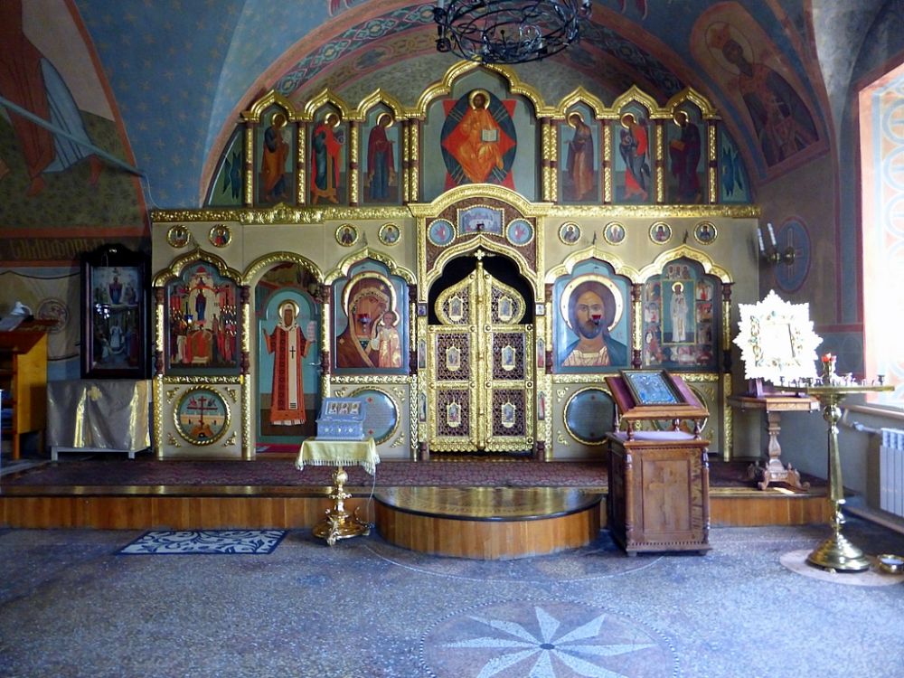 Церковь Покрова Пресвятой Богородицы, Тверь (Тверь, город, Тверская область). интерьер и убранство, Правый придел