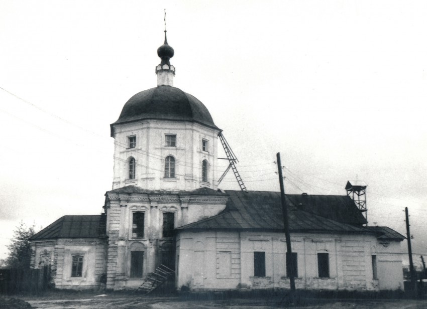 Тверь. Екатерининский женский монастырь. Церковь Екатерины. фасады