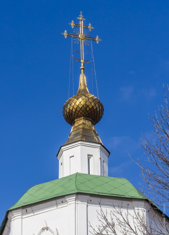 Тверь. Церковь Успенский Отроч мужской монастырь. Успения Пресвятой Богородицы. архитектурные детали, Завершение основного объема