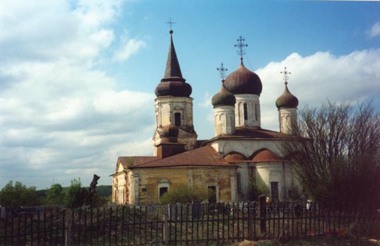 Церковь Успения Пресвятой Богородицы, Иванищи (Иваниши) (Старицкий район, Тверская область). фасады