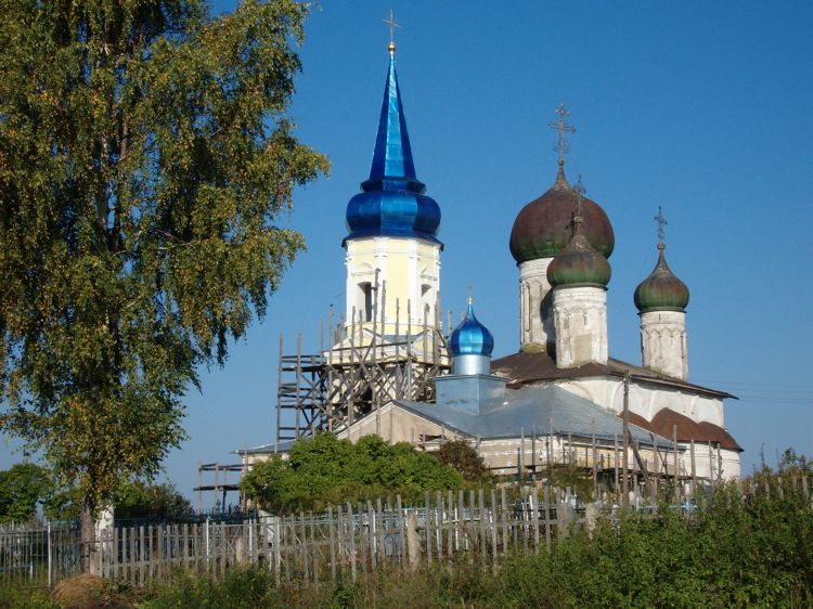 Церковь Успения Пресвятой Богородицы, Иванищи (Иваниши) (Старицкий район, Тверская область). документальные фотографии
