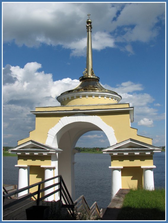 Нило-Столобенская пустынь, Столобный, остров (озеро Селигер) (Осташковский городской округ, Тверская область). дополнительная информация, Архиерейская пристань