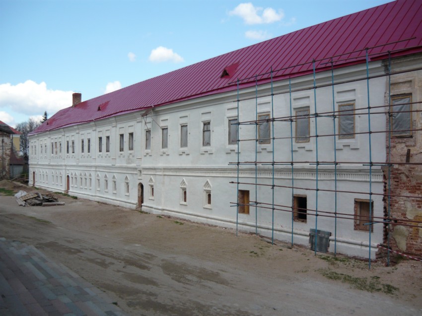 Нило-Столобенская пустынь, Столобный, остров (озеро Селигер) (Осташковский городской округ, Тверская область). фасады, Больничный корпус.