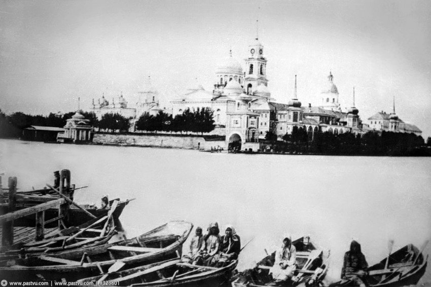 Нило-Столобенская пустынь, Столобный, остров (озеро Селигер) (Осташковский городской округ, Тверская область). архивная фотография, Фото  с сайта pastvu.ru  Фото 1901-1903 гг.