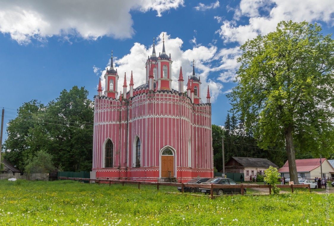 Красное. Церковь Спаса Преображения. фасады, Вид с северо-востока