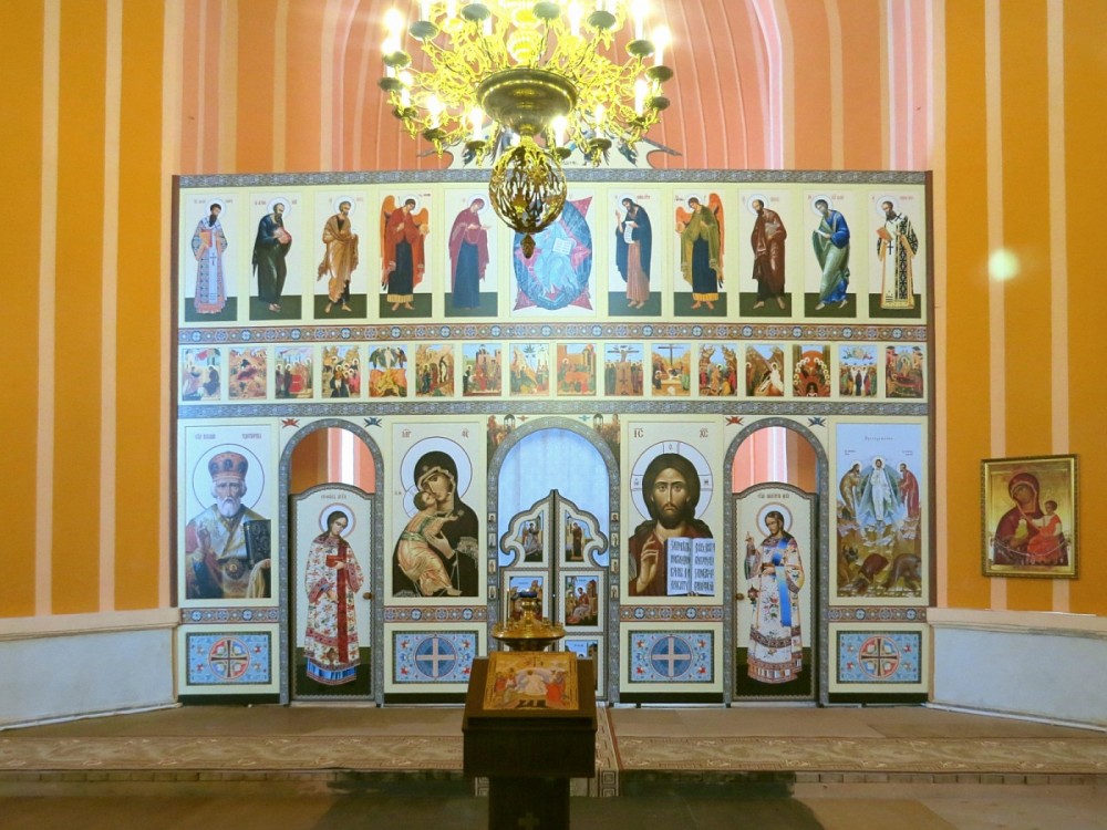 Церковь Спаса Преображения, Красное (Старицкий район, Тверская область). интерьер и убранство