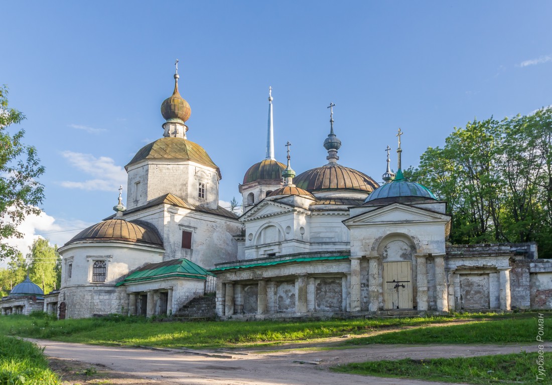 Храм в старице