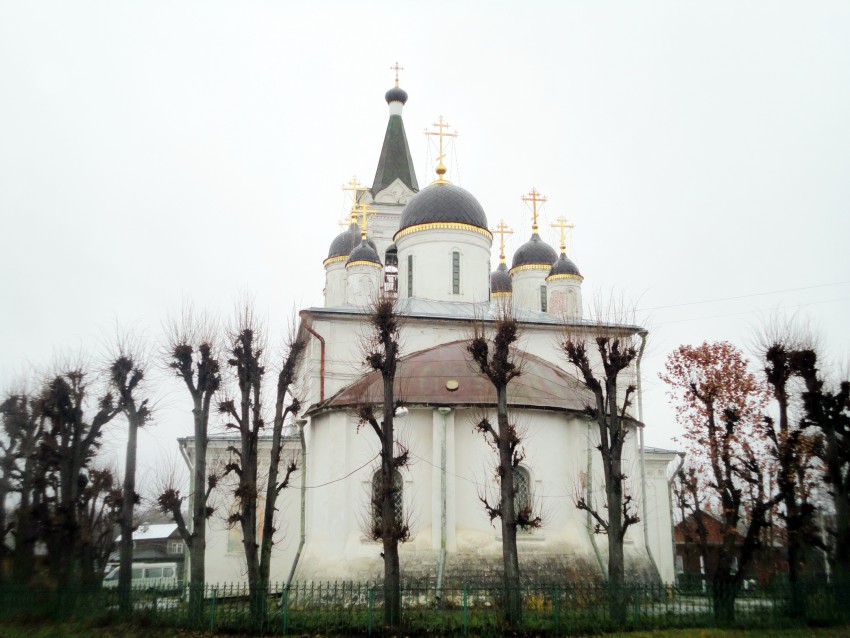 Тверь. Церковь Троицы Живоначальной 