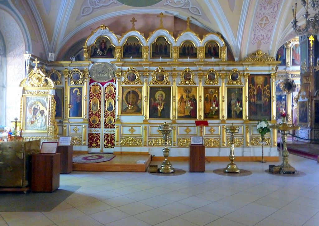 Храм белая троица