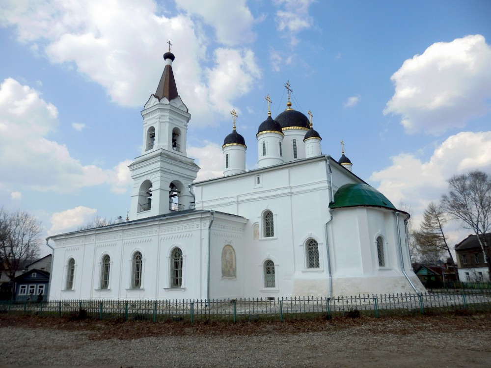 Тверь. Церковь Троицы Живоначальной 