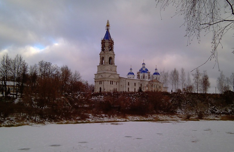 Собор Воскресения Христова, Кашин (Кашинский городской округ, Тверская область). фасады