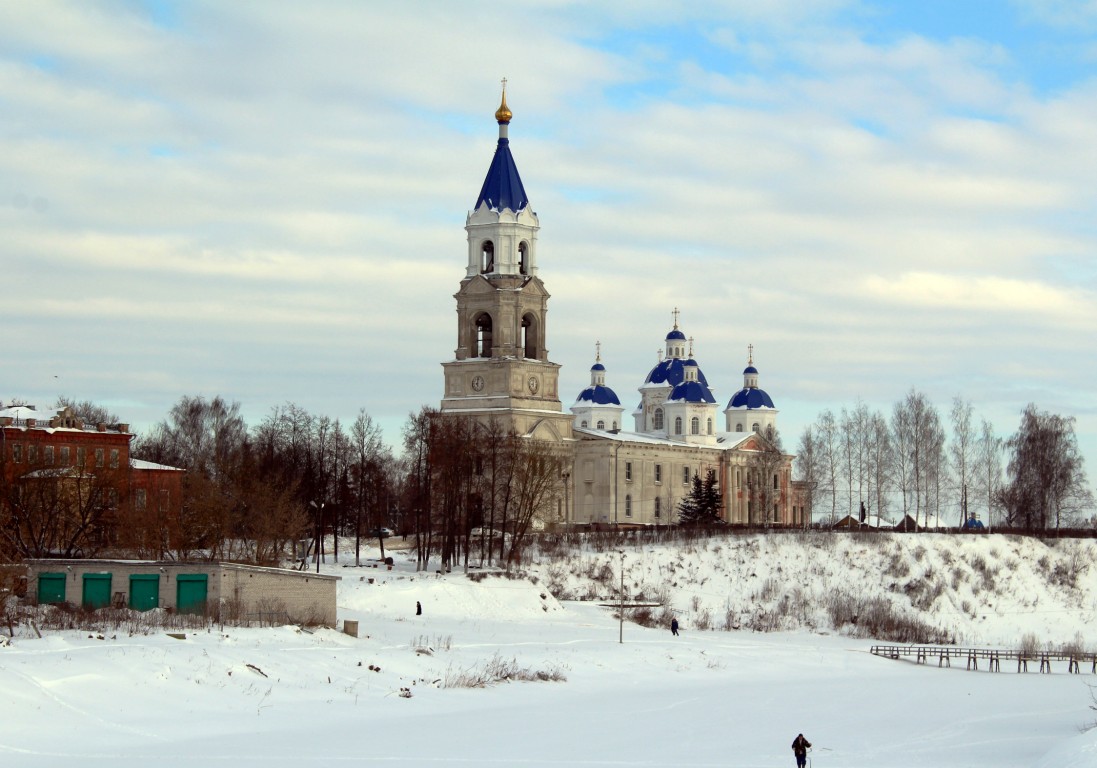Собор Воскресения Христова, Кашин (Кашинский городской округ, Тверская область). фасады