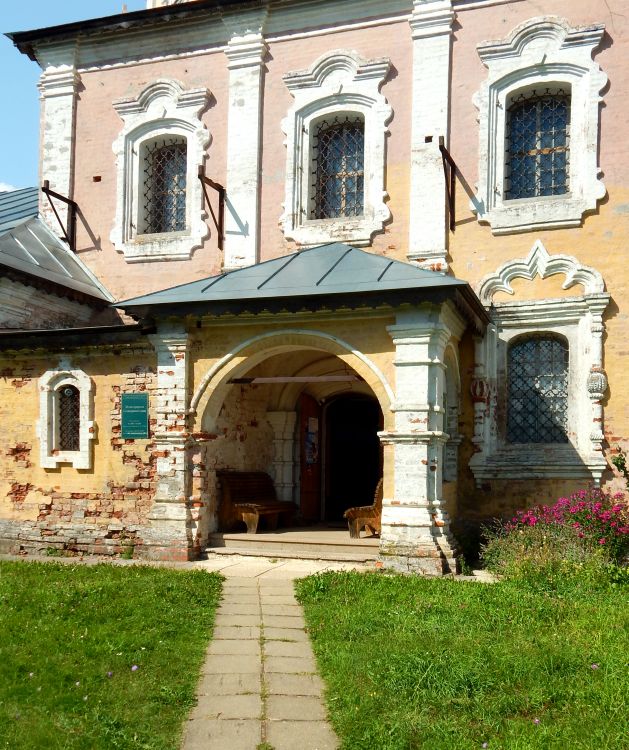 Церковь Спаса Преображения, Рогожа (Осташковский городской округ, Тверская область). архитектурные детали