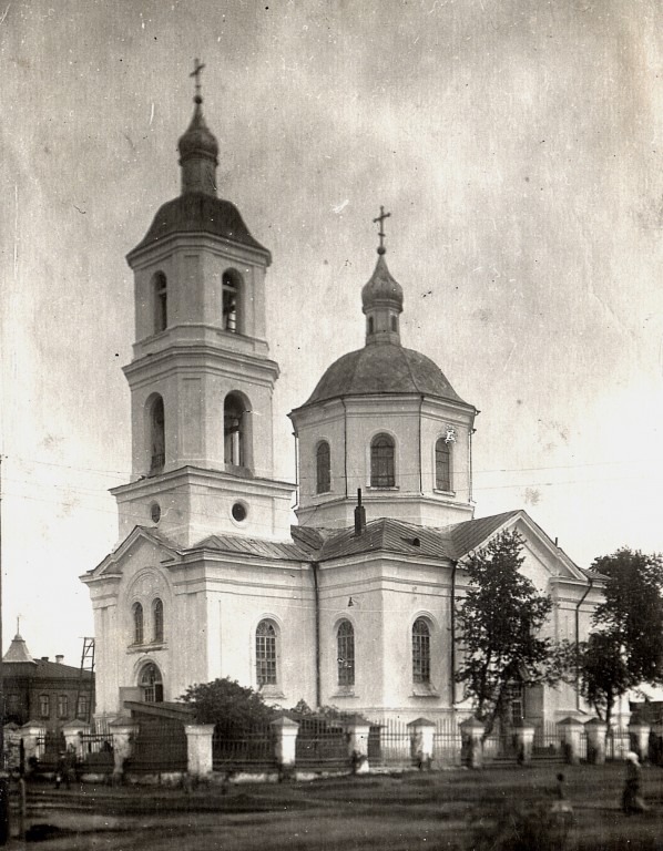 Омск. Собор Воздвижения Креста Господня. архивная фотография, 1910—1915 год с сайта https://pastvu.com/p/200730