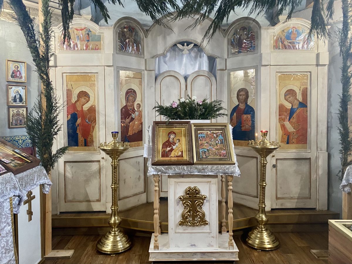 Часовня Иверской иконы Божией Матери (новая), Омск (Омск, город, Омская область). интерьер и убранство