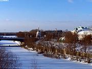 Часовня Серафима Саровского и Алексия, митрополита Московского, Вид на часовню. Мост через Омь.<br>, Омск, Омск, город, Омская область