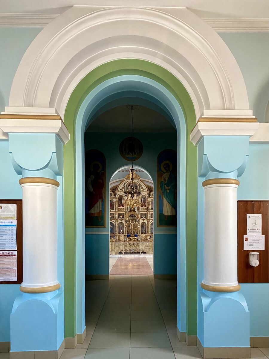 Церковь Николая Чудотворца в Атаманском посёлке, Омск (Омск, город, Омская область). интерьер и убранство, Вид с притвора