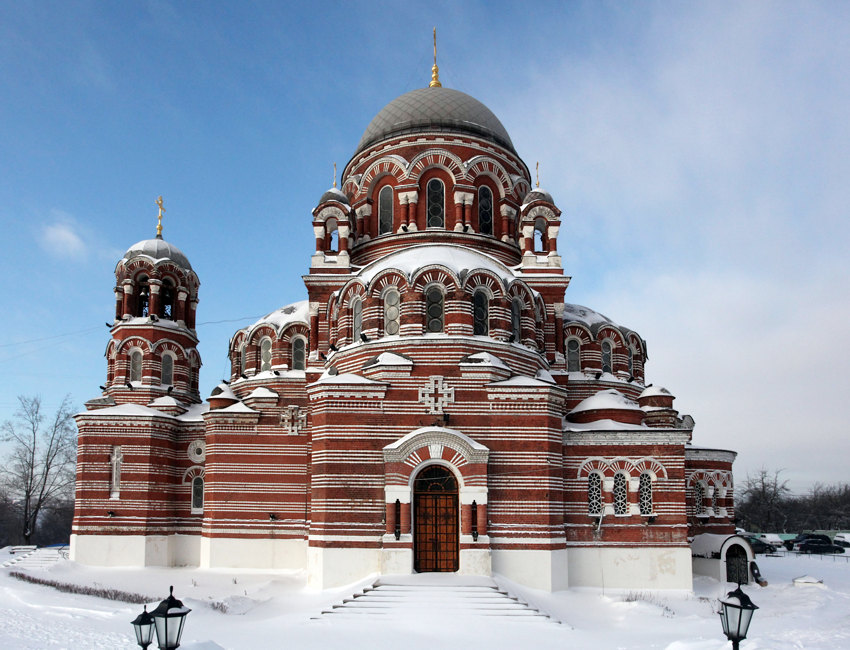 Коломна. Церковь Троицы Живоначальной в Щурове. фасады