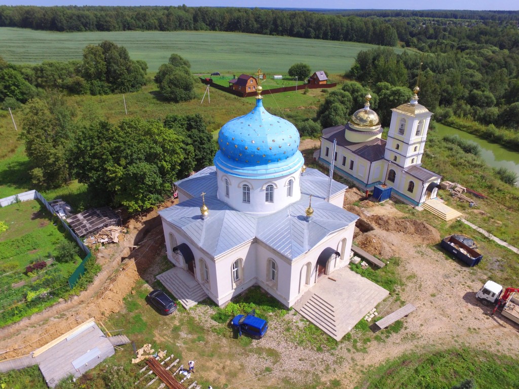 Гагино. Церковь Казанской иконы Божией Матери. общий вид в ландшафте, Вид с северо-запада, фото с квадрокоптера.