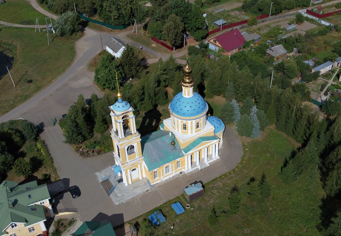 Бужаниново. Церковь Николая Чудотворца. общий вид в ландшафте