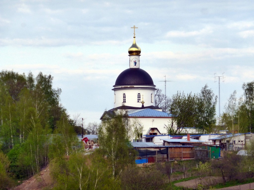 Церковь Корсунской иконы Божией Матери, Глинково (Сергиево-Посадский городской округ, Московская область). общий вид в ландшафте