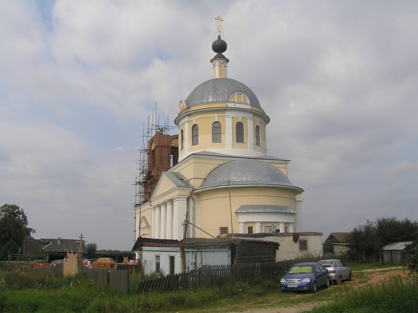 Церковь Николая Чудотворца, Дерюзино (Сергиево-Посадский городской округ, Московская область). фасады
