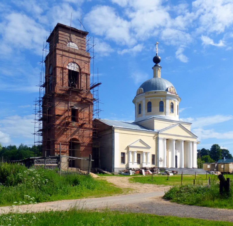 Церковь Николая Чудотворца, Дерюзино (Сергиево-Посадский городской округ, Московская область). фасады