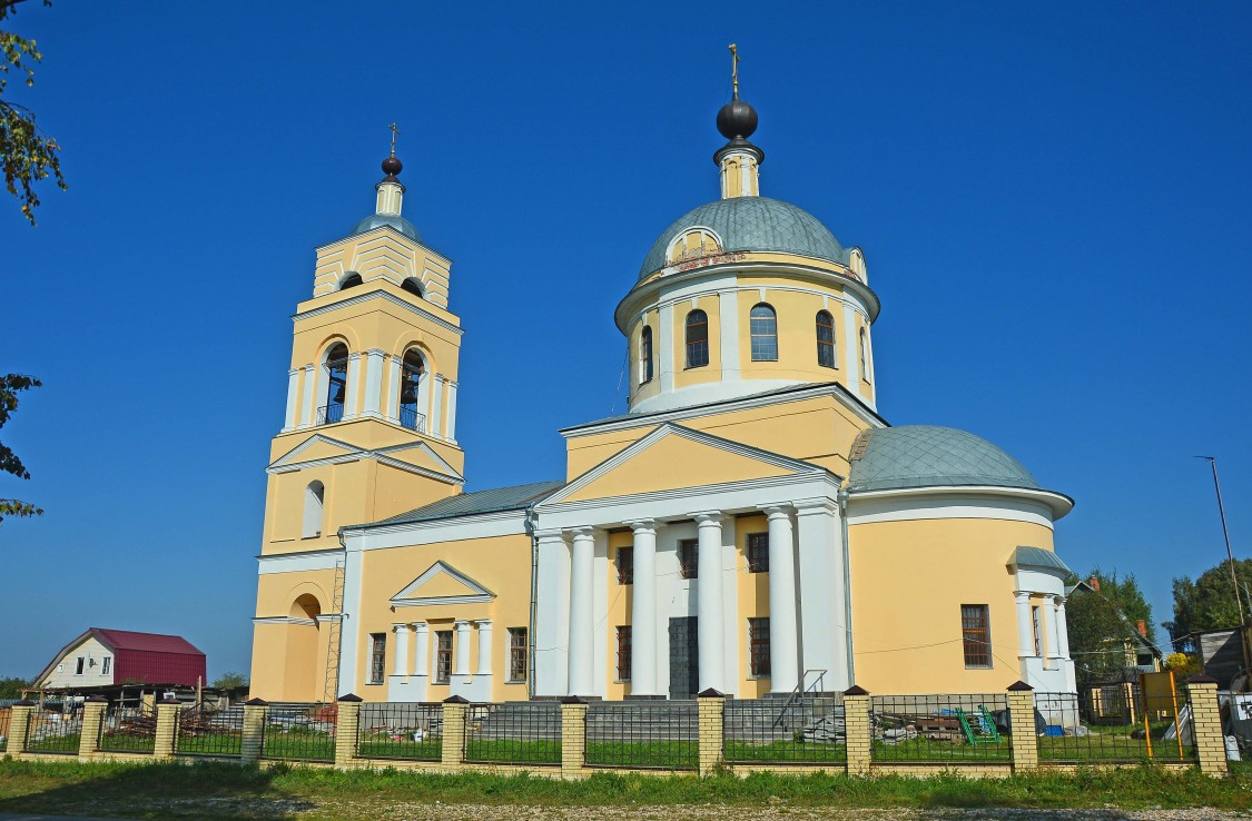 Церковь Николая Чудотворца, Дерюзино (Сергиево-Посадский городской округ, Московская область). фасады