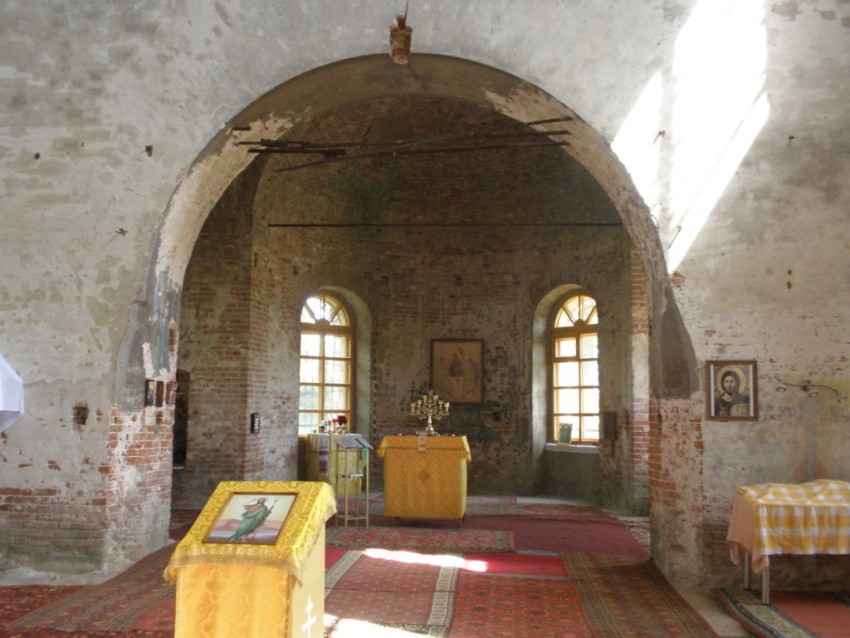 Церковь Михаила Архангела, Шарапово (Сергиево-Посадский городской округ, Московская область). интерьер и убранство, Восточный фасад в интерьере