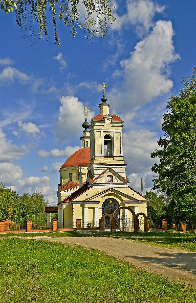 фасады. Церковь Иоанна Богослова, Слотино (Сергиево-Посадский городской округ, Московская область)