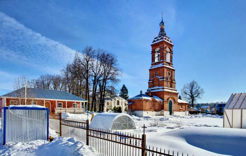Параклит-Тарбеева пустынь, Смена (Сергиево-Посадский городской округ, Московская область). общий вид в ландшафте