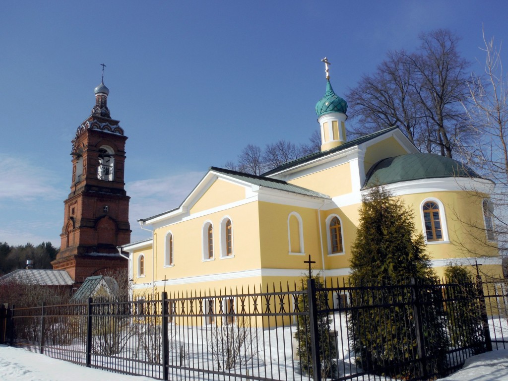 Смена. Параклит-Тарбеева пустынь. фасады