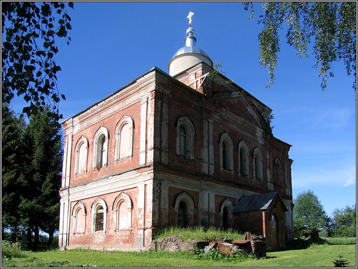 Церковь Димитрия Солунского, Яковлево (Сергиево-Посадский городской округ, Московская область). фасады