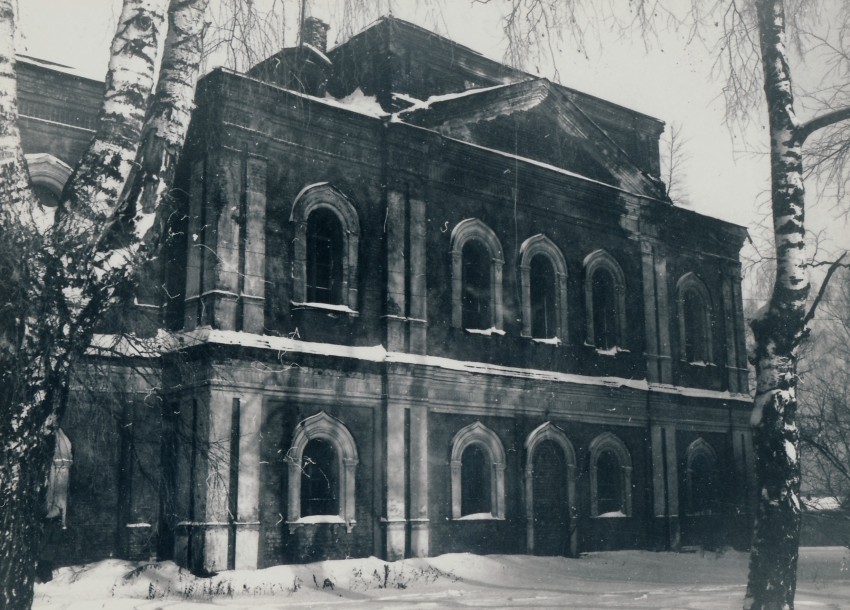 Церковь Димитрия Солунского, Яковлево (Сергиево-Посадский городской округ, Московская область). фасады