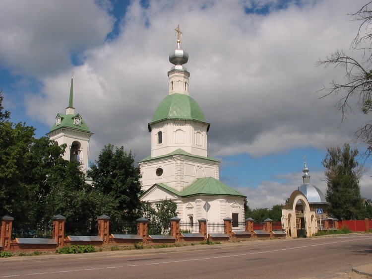 Иудино. Церковь Рождества Христова. общий вид в ландшафте