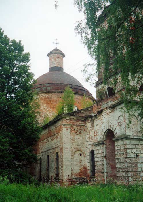 Церковь Троицы Живоначальной, Новая Шурма (Сергиево-Посадский городской округ, Московская область). фасады