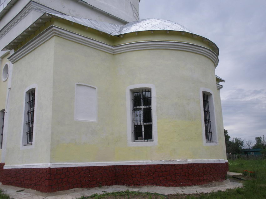 Церковь Успения Пресвятой Богородицы, Закубежье (Сергиево-Посадский городской округ, Московская область). архитектурные детали, Апсида