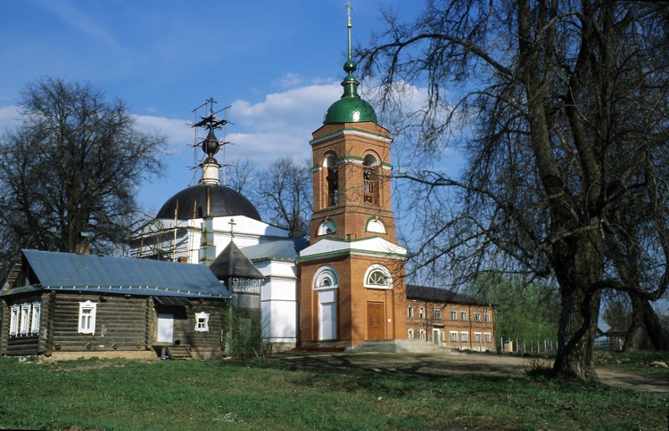 Церковь Казанской иконы Божией Матери, Каменки (Сергиево-Посадский городской округ, Московская область). фасады