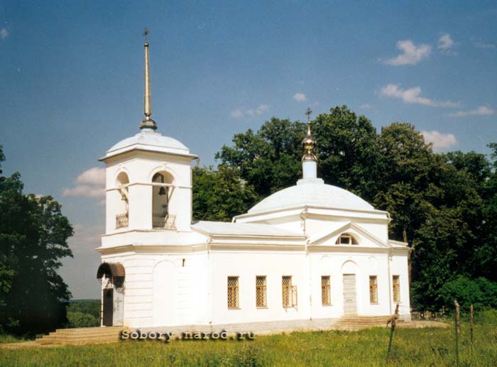 Церковь Покрова Пресвятой Богородицы, Сабурово (Сергиево-Посадский городской округ, Московская область). фасады