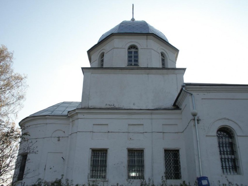 Церковь Покрова Пресвятой Богородицы, Сватково (Сергиево-Посадский городской округ, Московская область). архитектурные детали, Основной объем храма, вид с севера