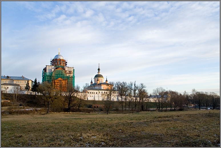 Хотьково. Покровский Хотьков монастырь. общий вид в ландшафте