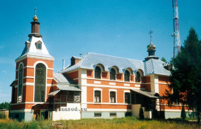 Церковь Георгия Победоносца, Семхоз (Сергиево-Посадский городской округ, Московская область). фасады