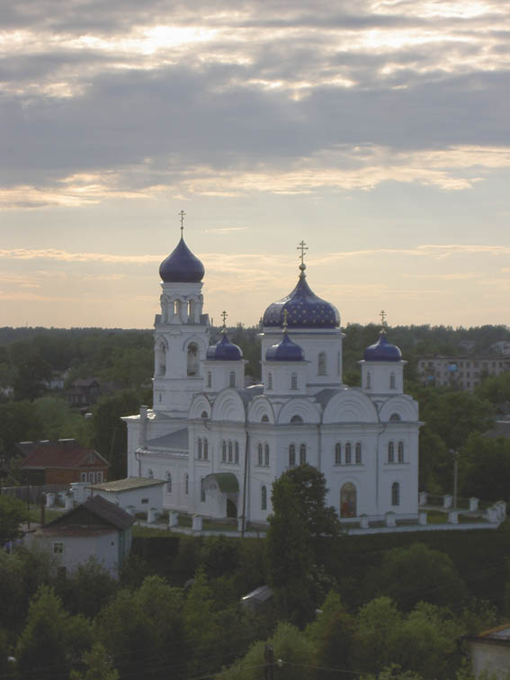 Торжок. Церковь Благовещения Пресвятой Богородицы (Михаила Архангела). общий вид в ландшафте